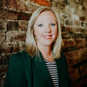 Meet your Posher, Melissa